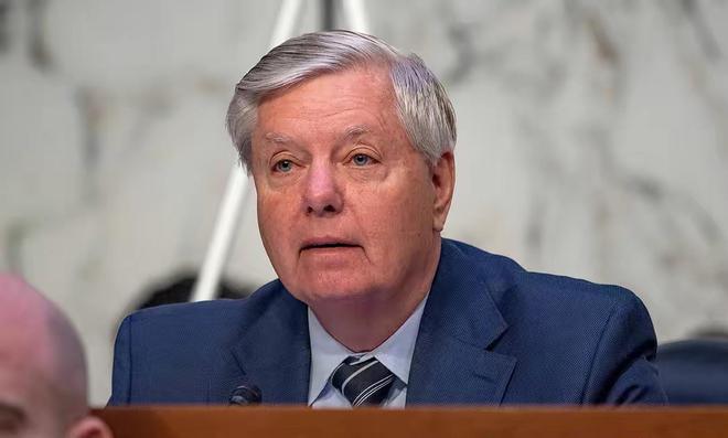 on9star登錄：特朗普称普京“玩火”，梅德韦杰夫警告